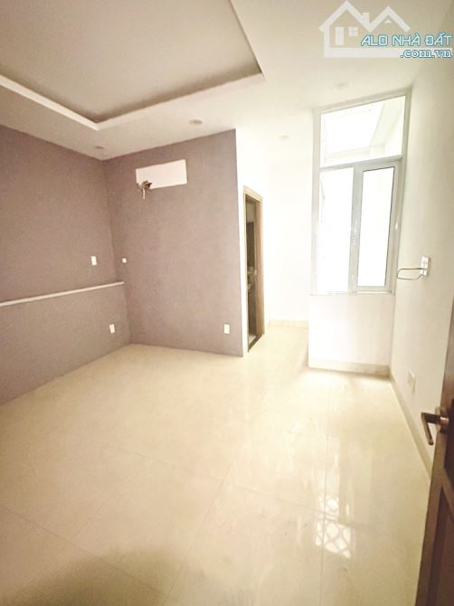 GIẢM 300TR, BÁN GẤP NHÀ 4 TẦNG, CẠNH CHUNG CƯ 4S,180M2, HẺM XE HƠI, LINH ĐÔNG CHỈ HƠN 5 TỶ - 3