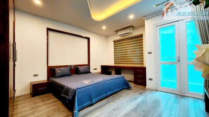 Chính chủ gửi bán nhà 6 tầng, thang máy ngõ 136 Đường Cầu Diễn. 35m2 giá 7.5 tỷ - 3