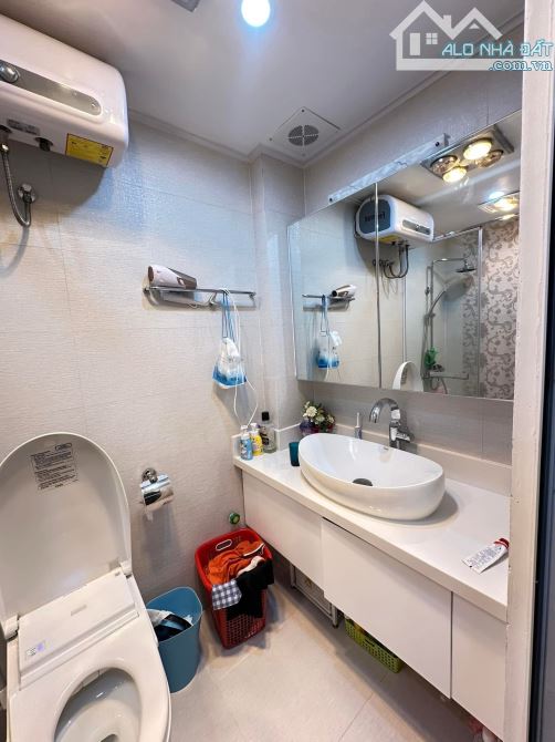 BÁN NHÀ NGUYỄN NGỌC NẠI 50m2 - 5T - MT 4.4m - MẶT NGÕ KINH DOANH - Ô TÔ TRÁNH 16.9 TỶ - 3
