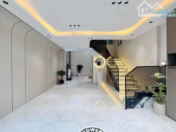 Lên SÓNG NHÀ ĐẸP HẺM XE HƠI 1 TRỤC - 4 TẦNG - NỘI THẤT CAO CẤP Phạm Văn Chiêu phường 13 Gì - 3