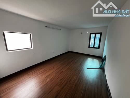 TRƯƠNG ĐỊNH MẶT NGÕ Ô TÔ KINH DOANH - 3