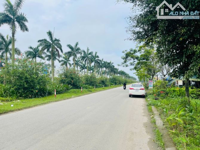BÁN ĐẤT 3 MẶT TIỀN KIỆT Ô TÔ GẦN ROYAL PARK, ECO GARDEN - 3