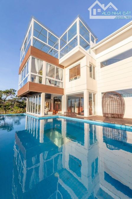Bán VILLA hồ bơi view Rừng thông SIÊU ĐẸP nằm trên cung đường đắt giá VIP trung tâm Đà Lạt - 3