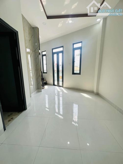 Bán nhanh giá rẻ Nhà HXT 6m thông đường âu cơ P 10 Tân Bình DT khủng 4.3x22 3 Tầng 8.9 Tỷ - 3