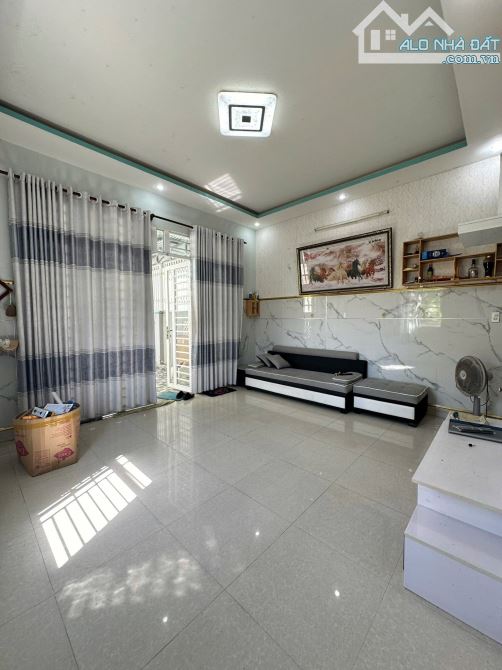 Ngộp bán gấp nhà cấp 4 đường Nguyễn Văn Khạ, 125m2, Sổ hồng riêng , giá chỉ 680 Triệu - 3