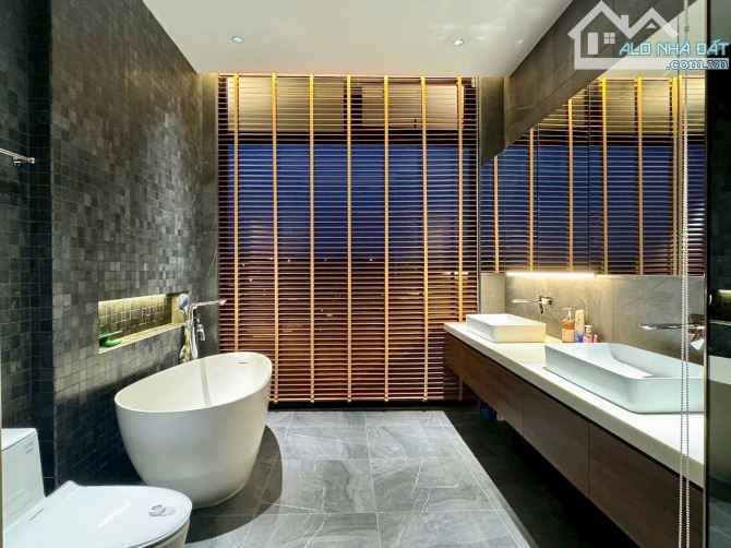 BIỆT THỰ VIỆT HƯNG – LONG BIÊN 200M² – MẶT TIỀN 10M – 3 TẦNG – GIÁ CHỈ 51 TỶ - 3