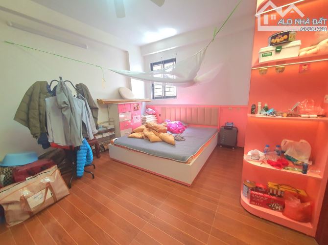 NHÀ 52M2*5T KIM ĐỒNG, NGÕ Ô TÔ TRÁNH, 5 PHÒNG NGỦ, 1 PHÒNG HÁT - 3