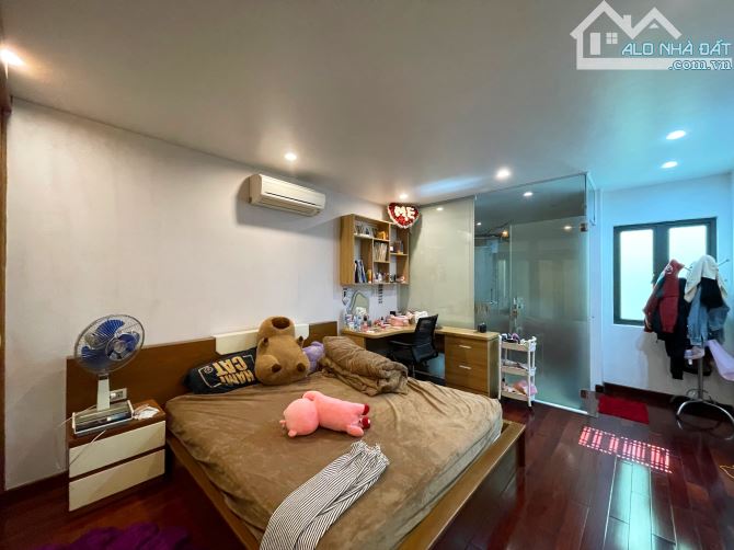 Nhà 4 tầng dân xây tuyến 2 Đỗ Nhuận 193 Văn Cao - 81m2 - Đường 12m - 4
