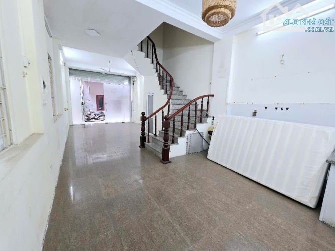 Nhà Đình Thôn 55M2 Lô Góc - Ô tô vào nhà - Kinh doanh - Nhỉnh 7 Tỷ - 4