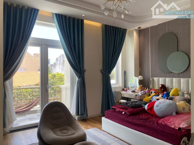 BÁN BIỆT THỰ MINI HẺM NAM KỲ KHỞI NGHĨA ( DT: 139M2) 1TR2L + GIÁ 11 TỶ 5 - 4