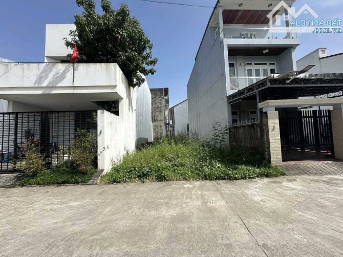 CẦN BÁN ĐẤT KQH HẠ CỒN TRỐNG VIEW SÂN BÓNG LẠI THẾ - 4