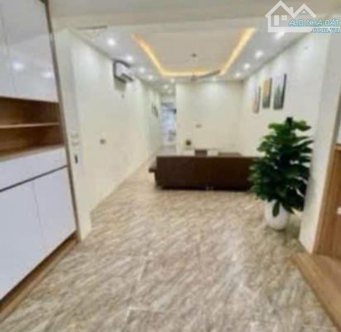 Nhà riêng ở Lê Trọng Tấn, Hà Đông, 56m2, dân xây 4 tầng, 2 ngõ ô tô, giá hơn 9 tỷ - 4