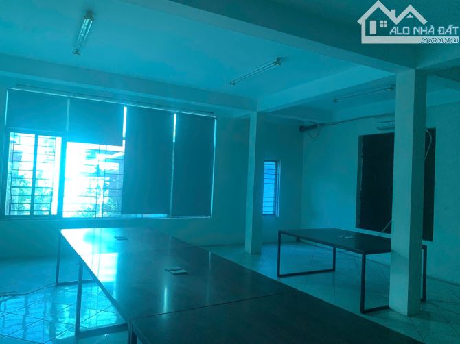 Cho thuê nhà phố Lê Trọng Tấn: 90m2 x 5 tầng, MT: 7,3m, thông sàn, nguyên căn, ngõ ô tô. - 4