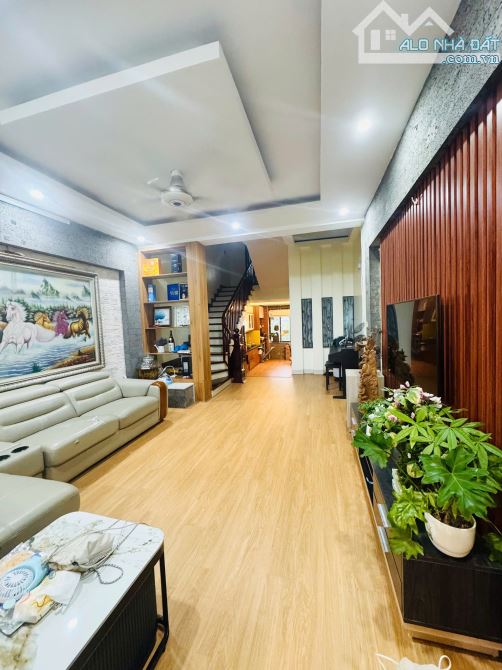 BÁN NHÀ YÊN NGHĨA  - 5 TẦNG HIỆN ĐẠI-  MẶT NGÕ Ô TÔ TRÁNH NHAU- 2 MẶT NGÕ OTO - 5