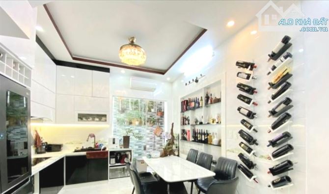 Bám nhà Chợ Hàng, Dư Hàng Kênh, Lê Chân, Hải Phòng. 3 tầng, 45m2, 3 tỷ. Ngang 4,1m, d2 - 5