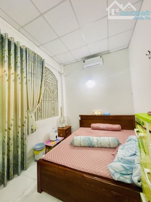 BÁN NHÀ HẺM XE TẢI 1 TRỤC DƯƠNG ĐỨC HIỀN, TÂY THẠNH, TÂN PHÚ – 2 TẦNG, 3 PHÒNG NGỦ 5 Tỷ xí - 5