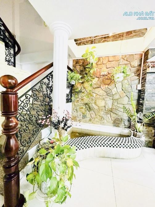 250409_BÌNH THẠNH - NHÀ SÁT Q.1, GẦN MT ĐƯỜNG, VỪA Ở VỪA KD CHO THUÊ - 70M2, CHỈ 8.x TỶ. - 5
