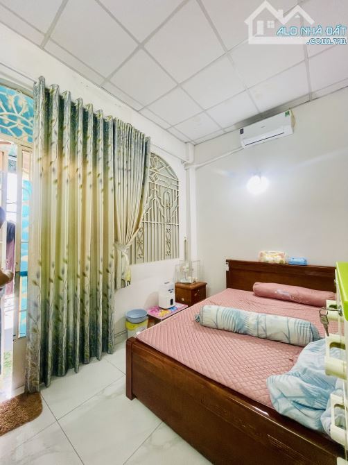 BÁN NHÀ HẺM XE TẢI 1 TRỤC DƯƠNG ĐỨC HIỀN, TÂY THẠNH, TÂN PHÚ – 2 TẦNG, 3 PHÒNG NGỦ 5 Tỷ xí - 6