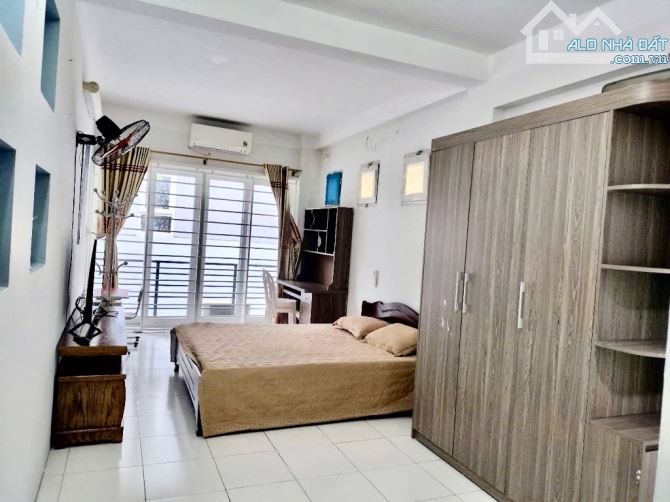 Bán Nhà Quá Hiếm Dân Xây Phố Ngọc Lâm 68m2-Mt 5.6m- chỉ 9 tỷ-LÔ GÓC 3 THOÁNG-GẦN Ô TÔ GẦN - 6