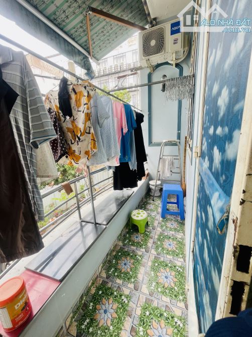 BÁN NHÀ HẺM XE TẢI 1 TRỤC DƯƠNG ĐỨC HIỀN, TÂY THẠNH, TÂN PHÚ – 2 TẦNG, 3 PHÒNG NGỦ 5 Tỷ xí - 7