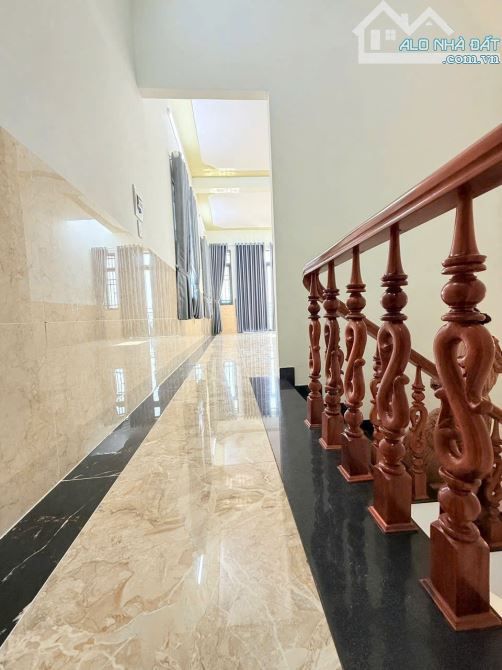 Bán Gấp Nhà 2 Mặt Tiền Đường Lê Hồng Phong Dĩ An Gần Ngã Ba Cây Điệp - 7