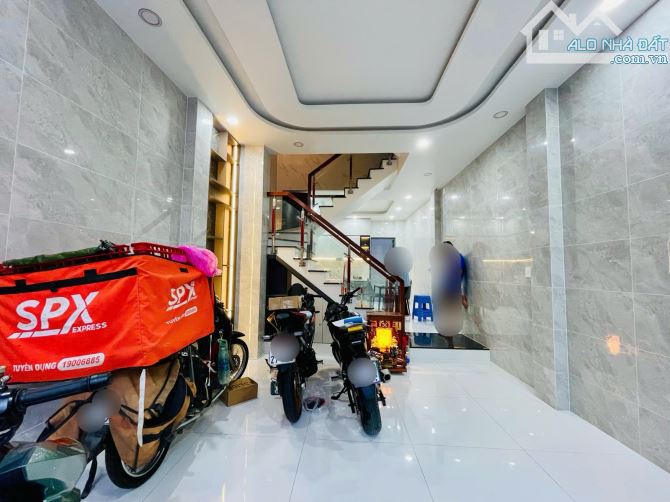 🚘 NHÀ MỚI 100% - Ô TÔ NGỦ TRONG NHÀ - 4 TẦNG BTCT - HẺM THÔNG 5M - NGAY TT QUẬN 10 - 8