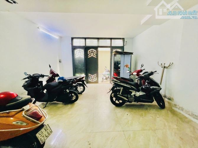 BÁN CĂN HỘ DỊCH VỤ HẺM Ô TÔ GÒ VẤP - THU NHẬP ỔN ĐỊNH 60 TRIỆU/THÁNG - CHỈ 7.X TỶ - 8