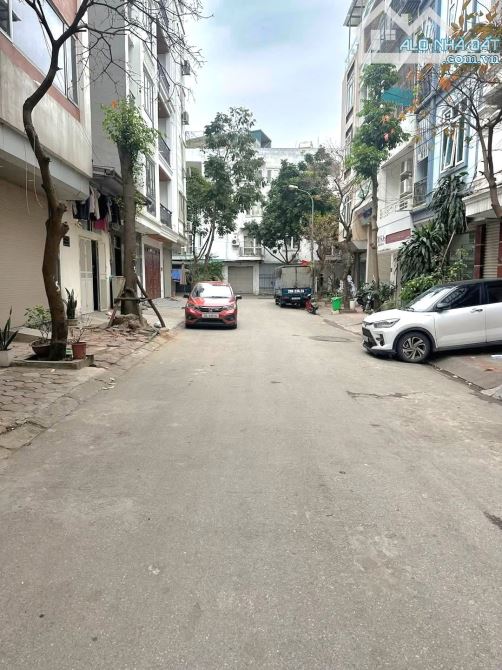 NHÀ 52M2*5T KIM ĐỒNG, NGÕ Ô TÔ TRÁNH, 5 PHÒNG NGỦ, 1 PHÒNG HÁT - 8