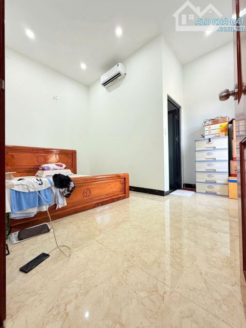 Bán Gấp Nhà 2 Mặt Tiền Đường Lê Hồng Phong Dĩ An Gần Ngã Ba Cây Điệp - 8