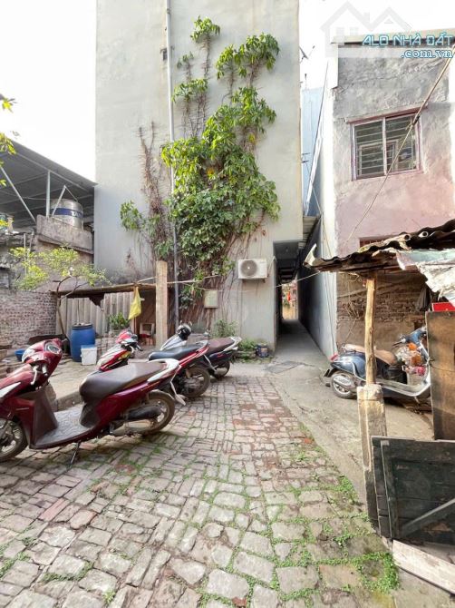 Bán đất nền view đẹp tại Yên Duyên, 4.5 tỷ, 50m2 Ô TÔ 7 CHỖ ĐỖ CỔNG 10M VÀO ĐẤT
