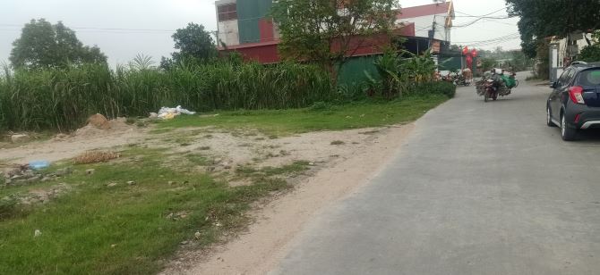 Bán lô đất mặt đường chính xã Mai Hương - Việt Yên - BG DT 385m2 MT 15m chỉ 4,3tỷ