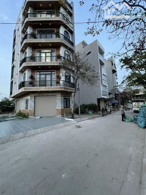 BÁN ĐẤT DỊCH VỤ VĨNH QUỲNH . PHÂN LÔ. 3 Ô TÔ TRÁNH MT 14 M . . KINH DOANH SIÊU ĐẢNG CẤP