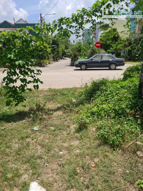 BÁN LÔ ĐẤT BIỆT THỰ 20x36 720 GẦN CẦU THẠCH BÍCH TP QUẢNG NGÃI