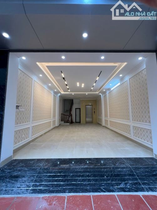 Chủ gửi bán 10 lô nhà đất dịch vụ Cổng Đồng La Khê. Nút Lê Trọng Tấn Tố Hữu. Giá từ 11 tỷ