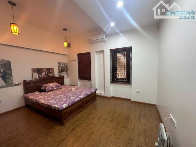 LIỀN KỀ VIP VĂN QUÁN-DT 80M2-MT 5M-VIEW VƯỜN HOA-Ở SƯỚNG-VỈA HÈ-Ô TÔ TRÁNH-KINH DOANH