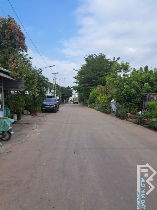 Tân Phước Khánh- 595m2- 10.9 tỷ- 36 phòng trọ- sổ hồng riêng