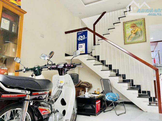 Gấp bán nhà 502/... đường Thống Nhất, F16, Gò Vấp, 41m2, 2 tầng, , 2PN, 2WC, nhỉnh 4 tỷ