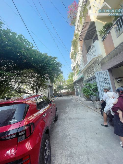 Bán nhà C4 đường số 7 Linh Trung Thủ Đức,Hẻm Xe Hơi,gần  ĐH Ngân Hàng,Thu Nhập  9 TR/TH