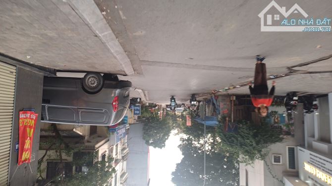 Bán nhà 2 tầng đường Võ Chí Công 110m2 mặt tiền 6m vỉa hè ô tô tránh giá 41 tỷ
