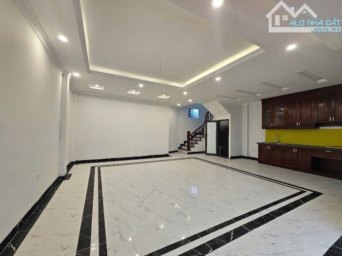 Cần Bán Nhà 55m2 Tại Phúc Lợi Long Biên 7,6Tỷ Mặt Tiền Siêu Đẹp Giao Thông Thuận Lợi