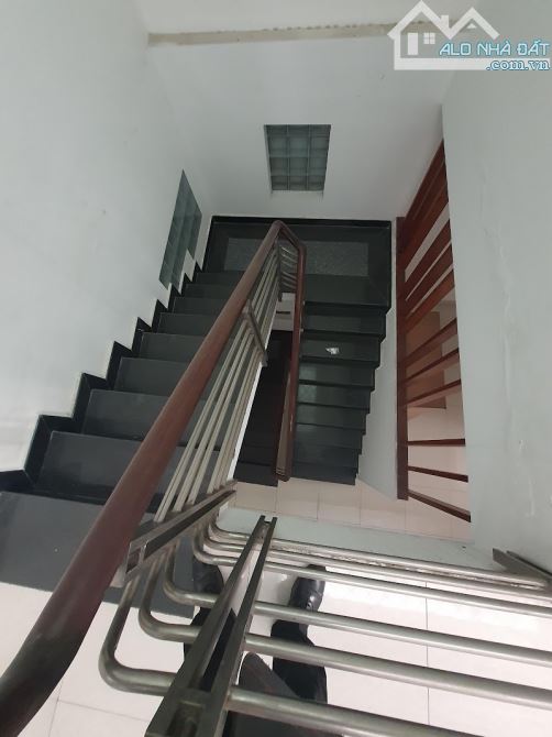 🏢 BÁN CHDV 12 PHÒNG – GIÁP PHAN ĐĂNG LƯU, HOÀNG HOA THÁM – 95M² – HẺM Ô TÔ – 11.X TỶ