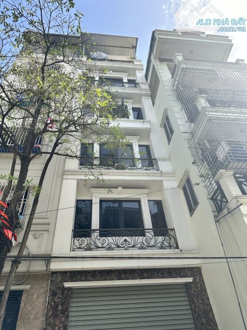 Bán nhà Mỗ Lao, phân lô vỉa he, 2 mặt tiền,ô tô tránh, kinh doanh,45m2 chỉ 13.5 tỷ