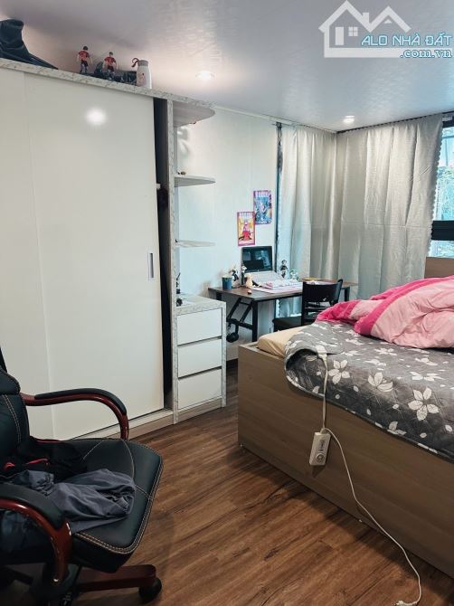 Bán căn hộ tập thể Nguyễn Trãi 85m2 nhỉnh 3 tỷ 3 ngủ đẹp
