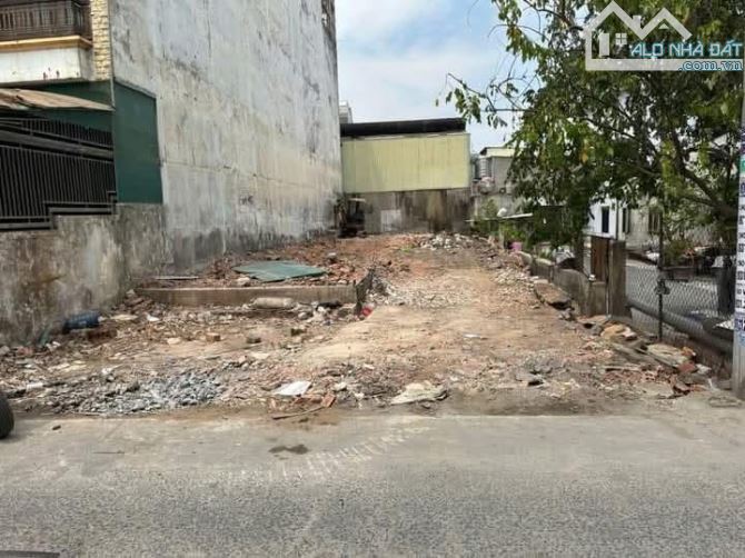 bán gấp đất 1 sẹc đường nguyễn thị tú bình tân 40tr/1m2 ngang 8mét