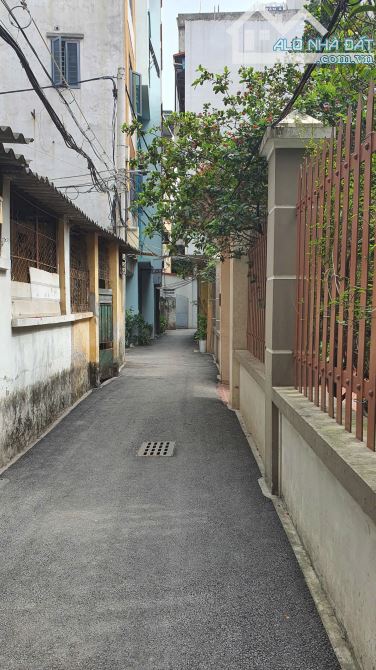 Bán đất Xuân La Tây Hồ - 80m2 - Đất đẹp xây nhà - Giữ tiền tốt - Sổ đỏ chính chủ - 13.5 Tỷ