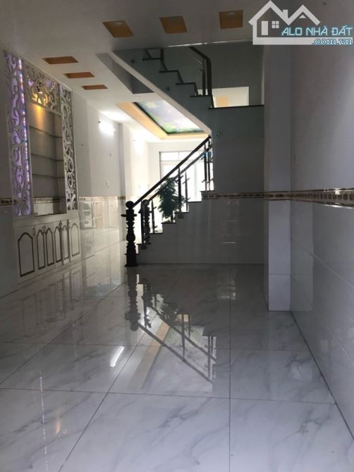 BÁN NHÀ MIẾU BÌNH ĐÔNG 40M2 - BÌNH TÂN - NGAY BÌNH HƯNG HOÀ A -GIÁP TÂN PHÚ - GIÁ CHỈ 3.TỶ