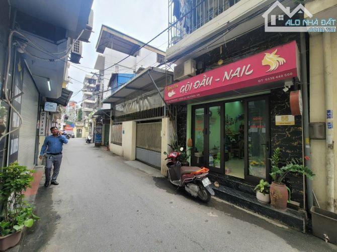Bán nhà mặt phố Yên Phúc, 25m2, Mt 3.4m, 2t, 2 oto tránh nhau, kinh doanh, 6.5ti