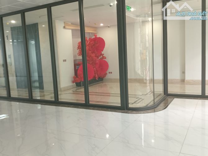 (Hiếm) bán tòa building mặt phố Bà Triệu gần Hồ Hoàn Kiếm, 260m2 x 9 tầng 2 hầm, MT 10m