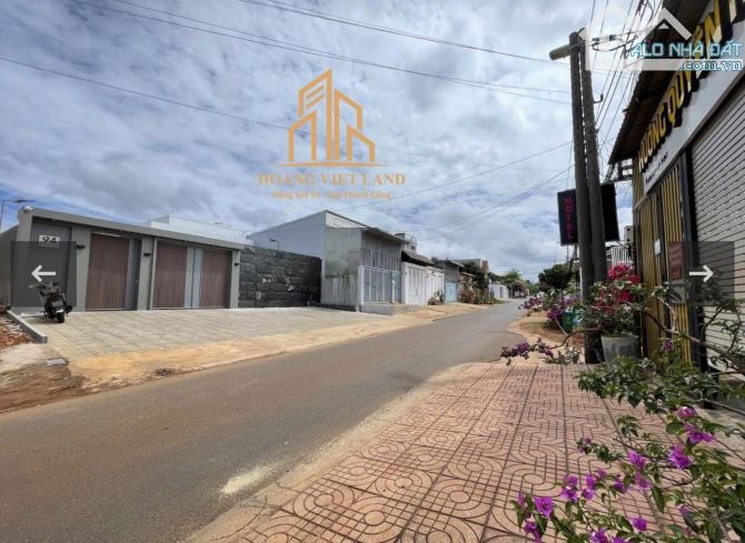 BÁN ĐẤT MẶT TIỀN ĐỖ XUÂN HỢP. DT:5x27M. GIÁ: 3,8 TỶ