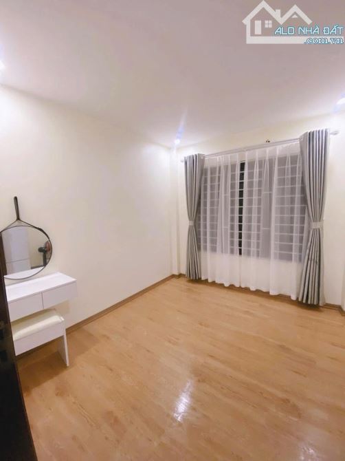 chủ bán nhà Nguyên Xá, Bắc Từ Liêm 34m2x4T, oto, chợ